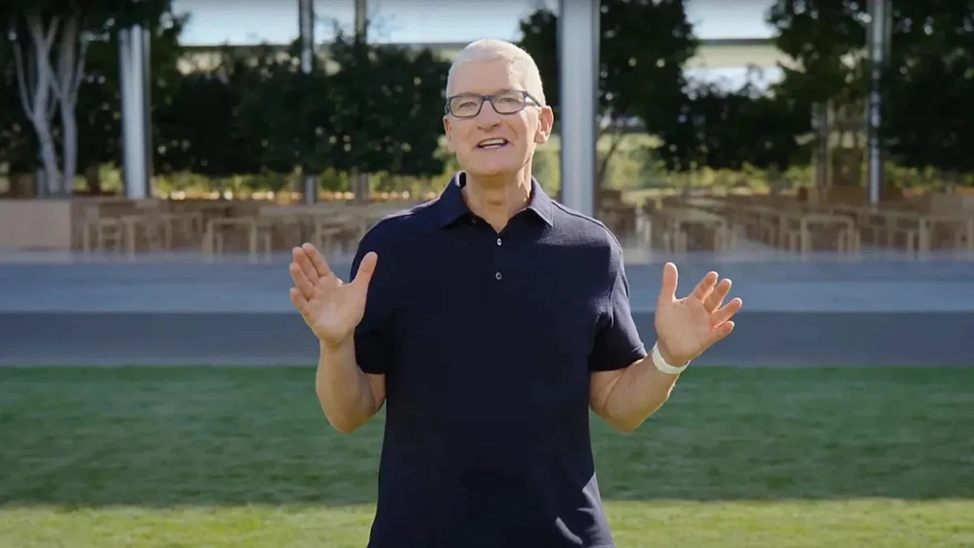 Tim Cook en el Apple Park