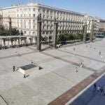 Zaragoza.- Comienza la instalación de las cámaras de conteo de aforos en la plaza del Pilar