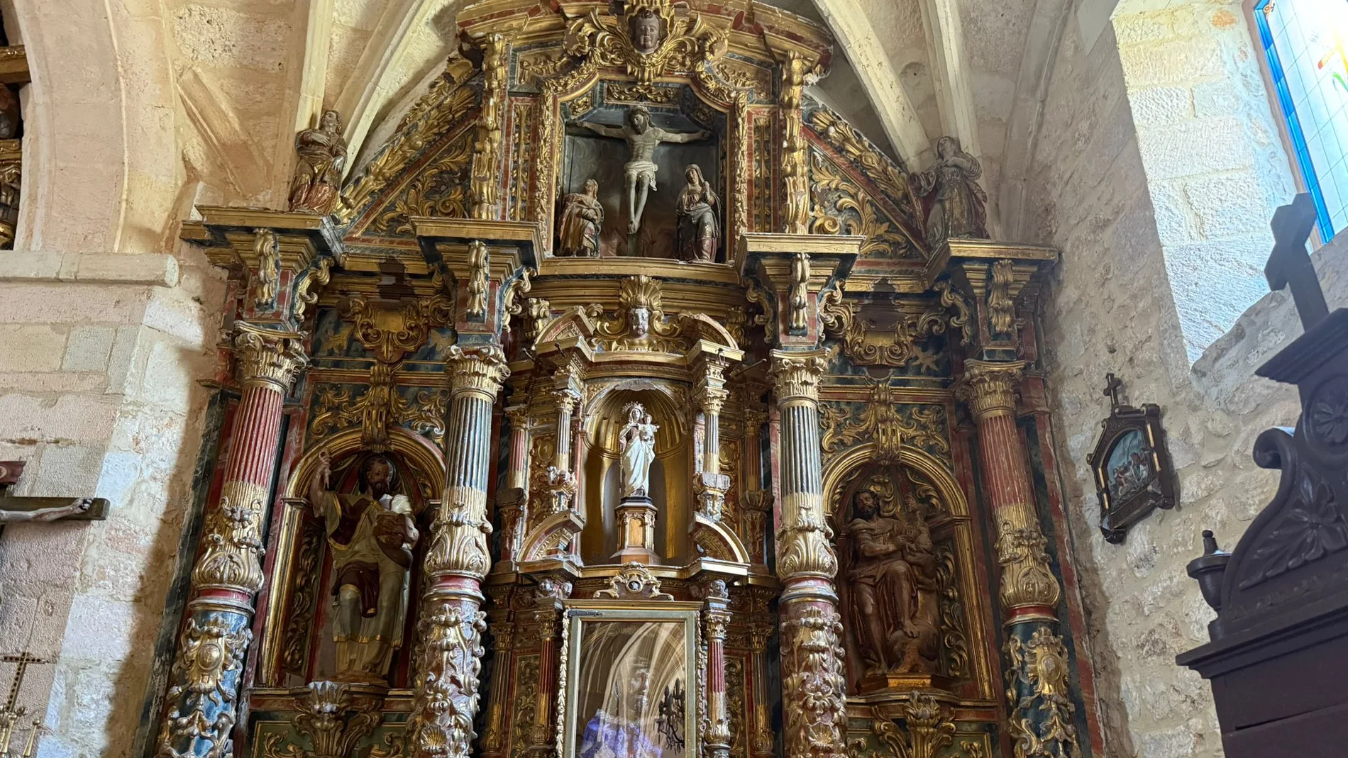 Vecinos de un pequeño pueblo burgalés se movilizan para salvar una joya barroca única