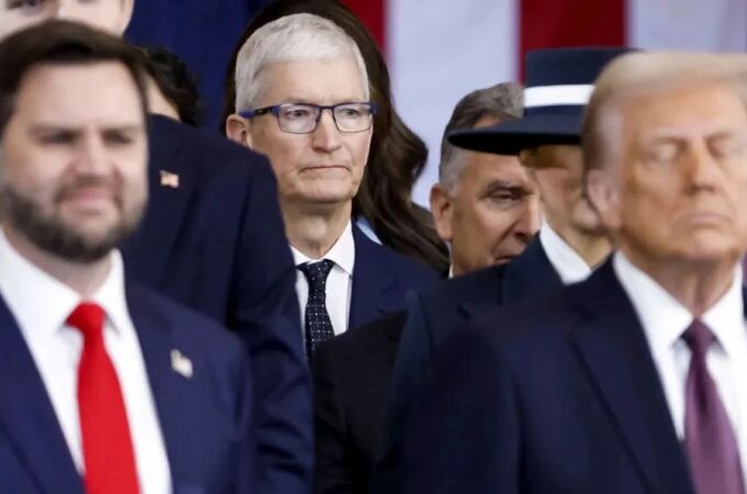 Tim Cook y Donald Trump