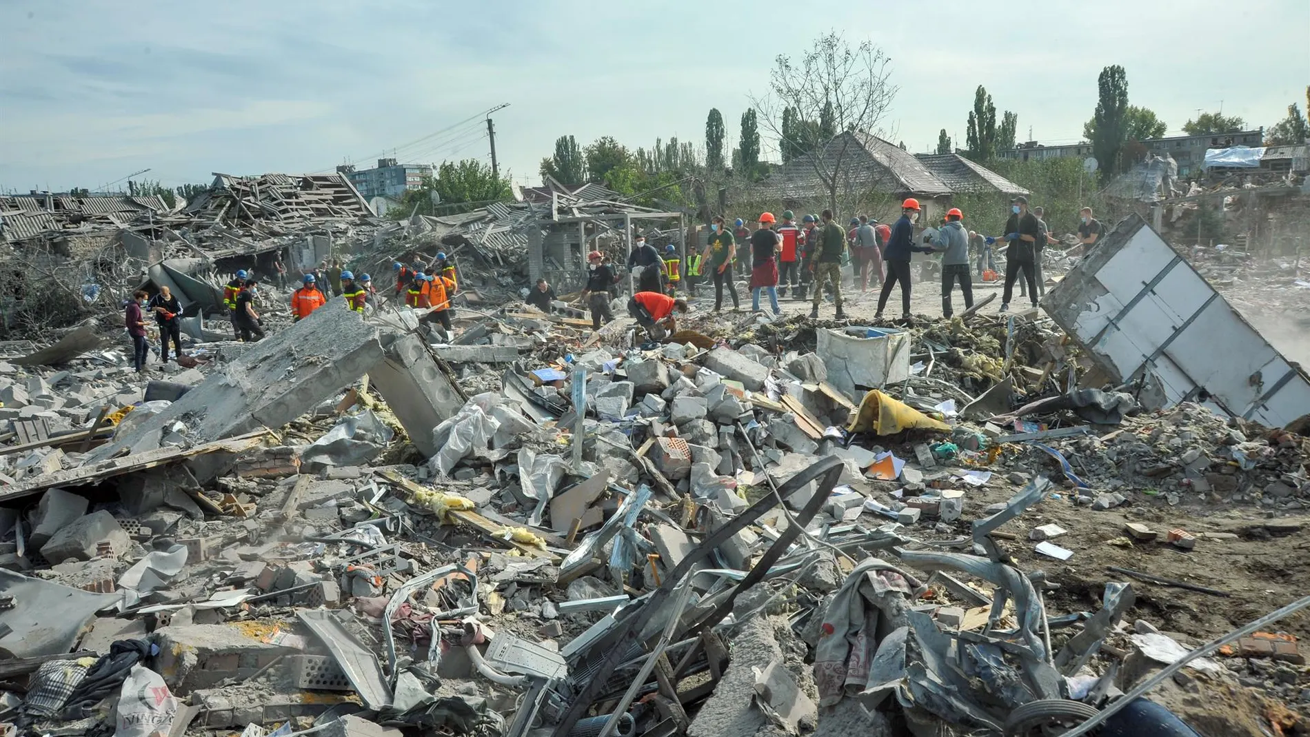 Ucrania.- Al menos dos muertos y más de una decena de heridos en un ataque de Rusia contra Zaporiyia