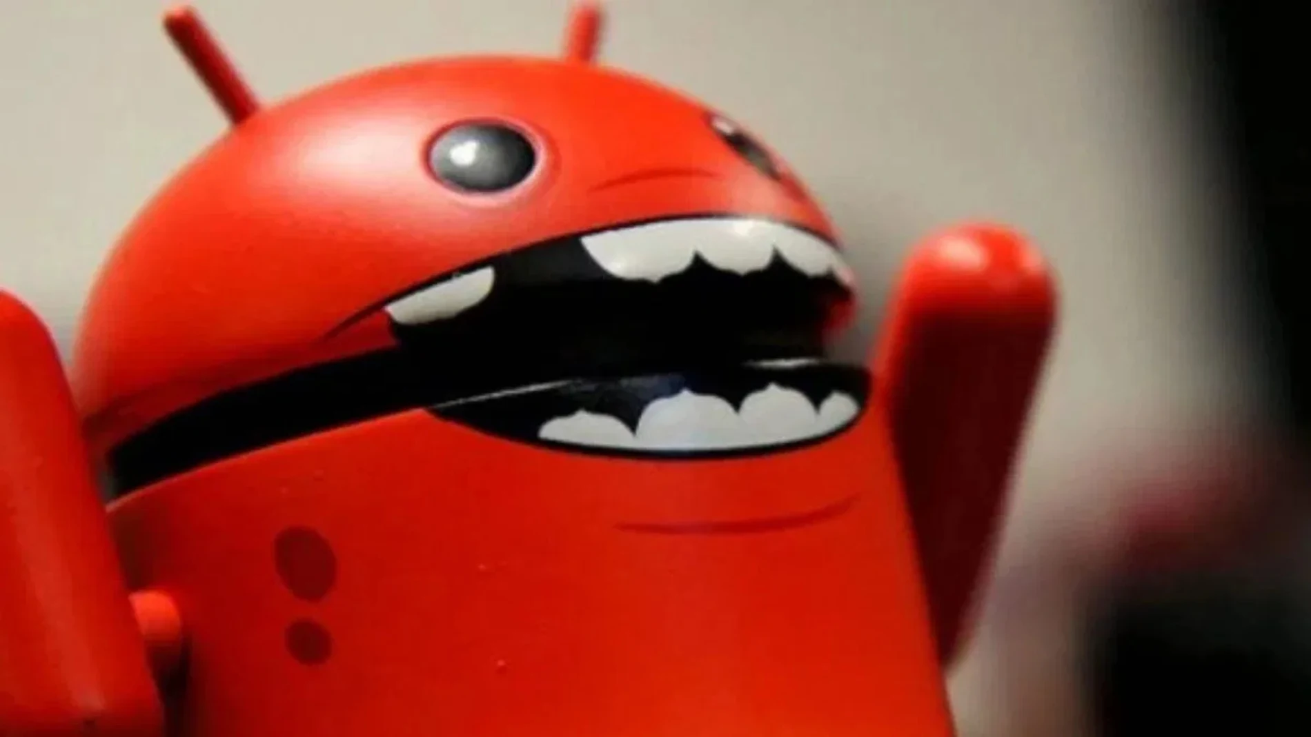 El parche de seguridad de agosto de 2025 corrige 6 vulnerabilidades críticas