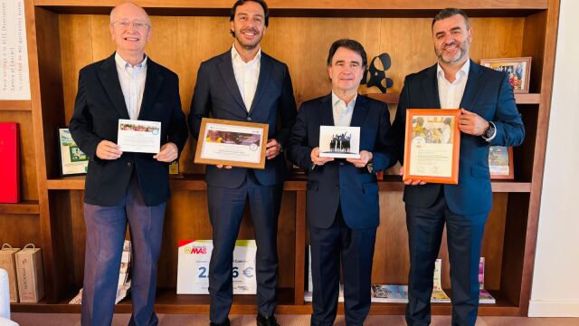 CaixaBank reconoce a Fundación MAS por sus más de 10 años de compromiso con la vacunación infantil en África