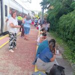 Imagen de los pasajeros parados en Robledo de Chavela