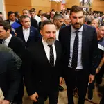 Crisis interna en Vox: Abascal valora retirar a José Ángel Antelo como presidente en Murcia