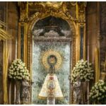 Imaagen de la Virgen del PIlar, en Zaragoza