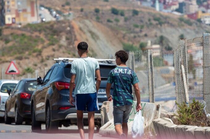 AMP.- Cantabria no sabe "nada" del traslado de menores migrantes solicitantes de asilo que comienza hoy