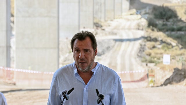 Oscar Puente afirma que España tiene la mayor puntualidad ferroviaria de Europa tras Suiza