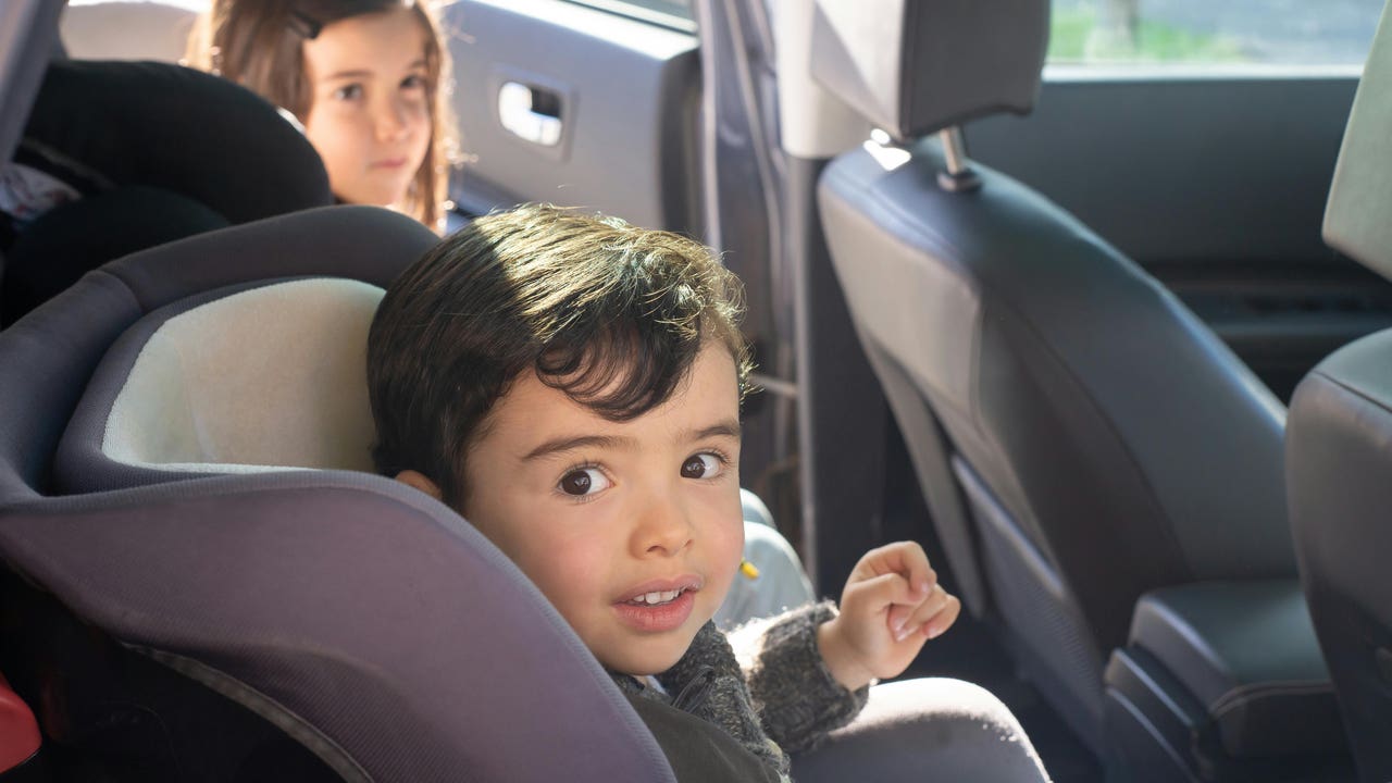 Viajar con niños en plena operación retorno: el horario ideal y los trucos que harán tu trayecto más llevadero