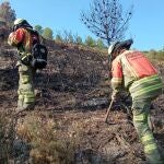 Sucesos.- AMP.- Desalojados por el incendio de Teresa de Cofrentes (Valencia) pueden volver a casa y se desactiva la UME