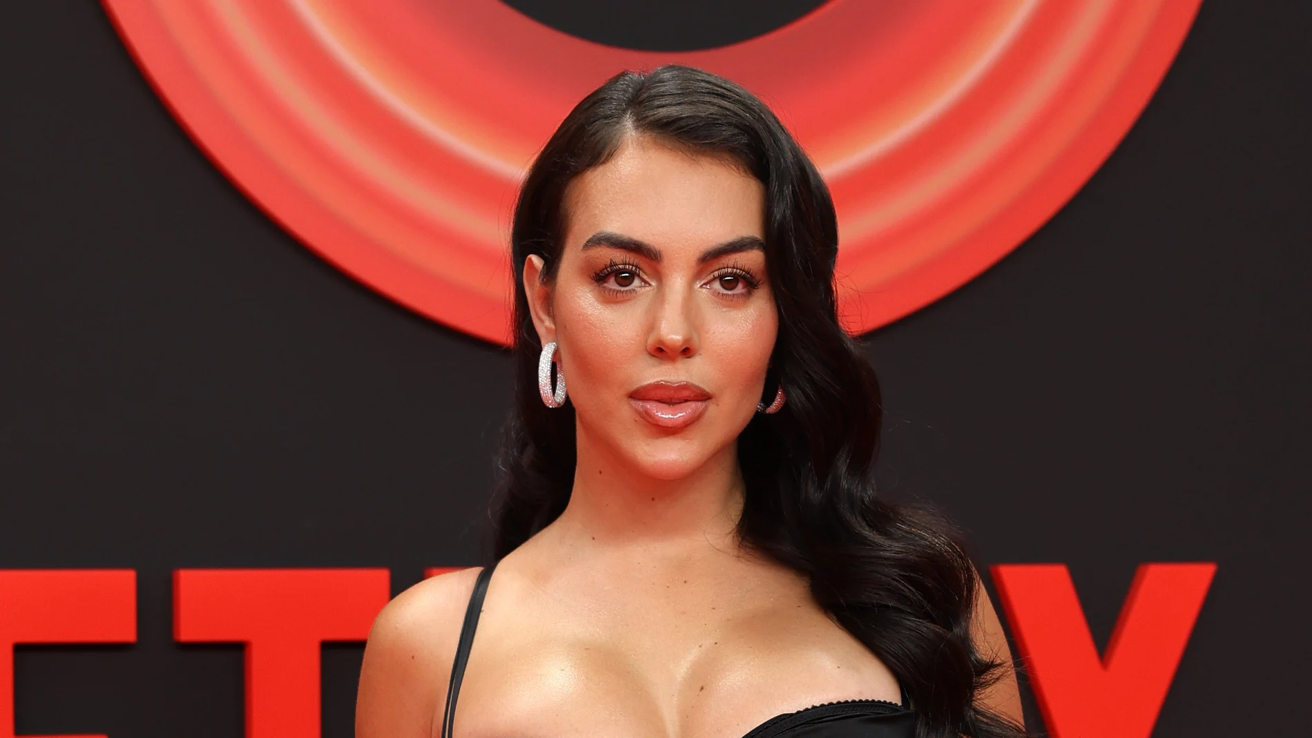 Georgina Rodríguez durante la fiesta que organiza Netflix