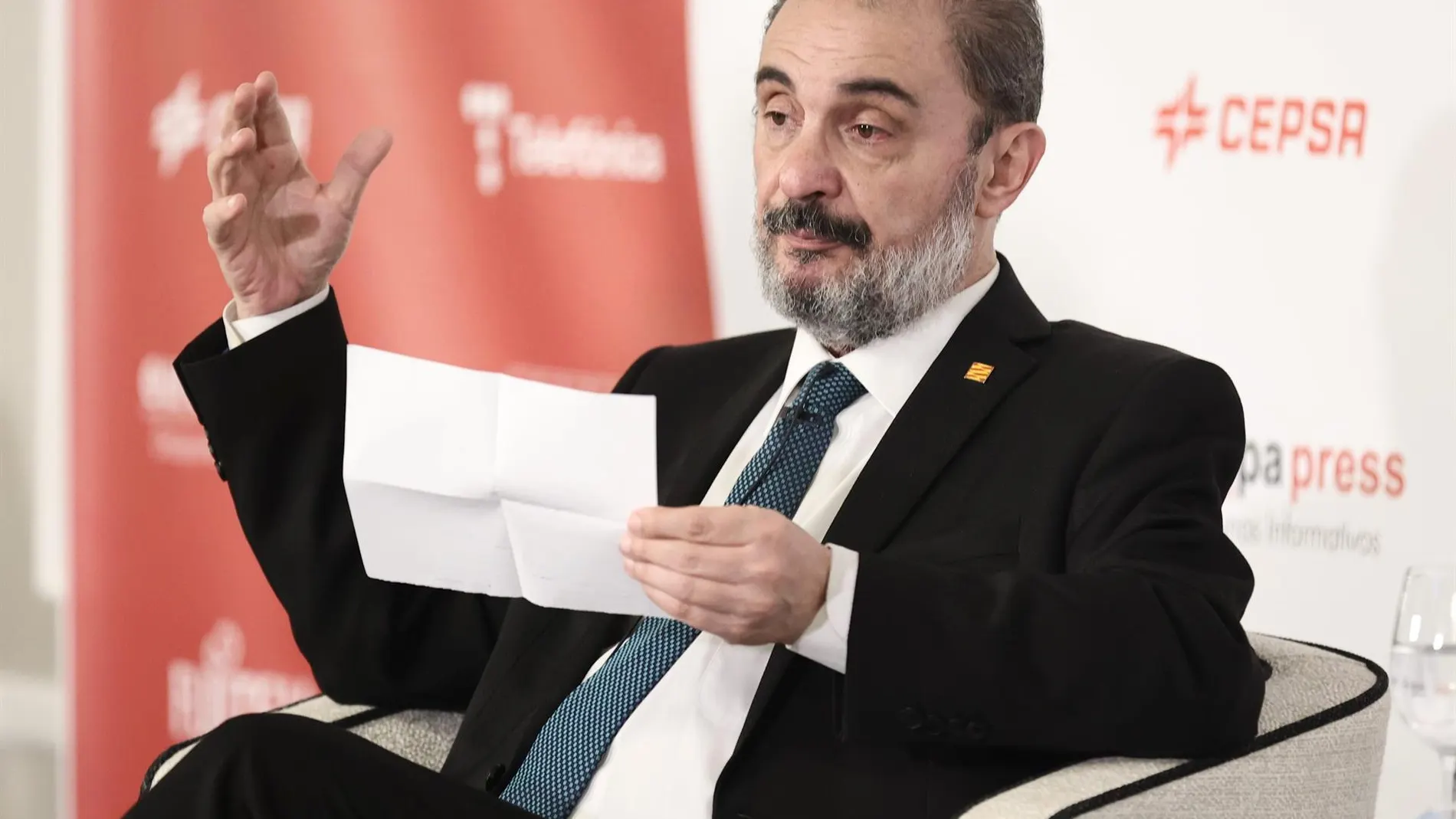 Los Reyes envían un telegrama de pésame a la familia de Javier Lambán