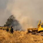 Desciende a nivel de gravedad 1 el incendio de Molezuelas de la Carballeda (Zamora)