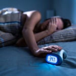 i te despiertas entre las 3 y las 5 de la mañana sin alarma, tu cerebro está tratando de decirte algo importante