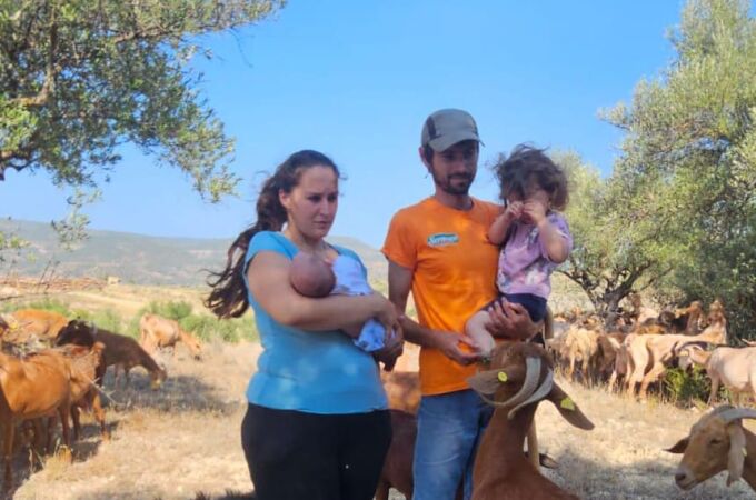 El pueblo de 372 habitantes que ha celebrado el nacimiento de dos bebés en dos días: "Es un acontecimiento extraordinario"