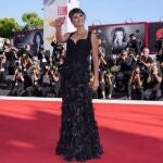 El secreto de muchas celebrities está en unos pendientes como estos Swarovski: elegantes, icónicos y asequibles