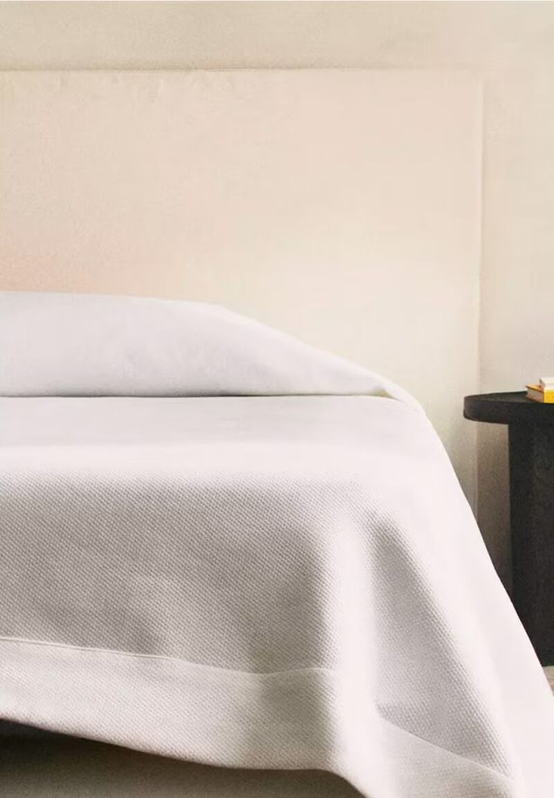 Colcha con bordes marcados