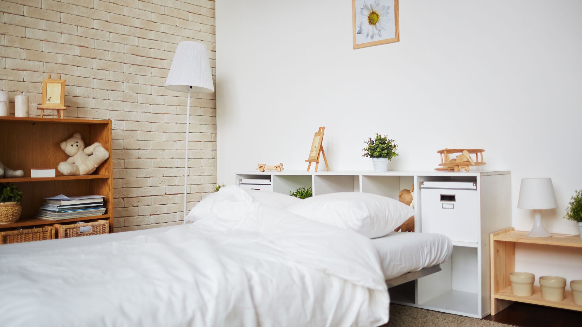 Dormitorios minimalistas: las 5 piezas imprescindibles de Zara Home esta temporada