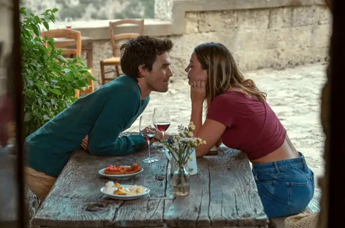 Si 'Mi año en Oxford' te dejó tocado, la nueva película veraniega del director de 'Hachiko' puede ser tu próxima obsesión Si 'Mi año en Oxford' te dejó tocado, la nueva película veraniega del director de 'Hachiko' puede ser tu próxima obsesión