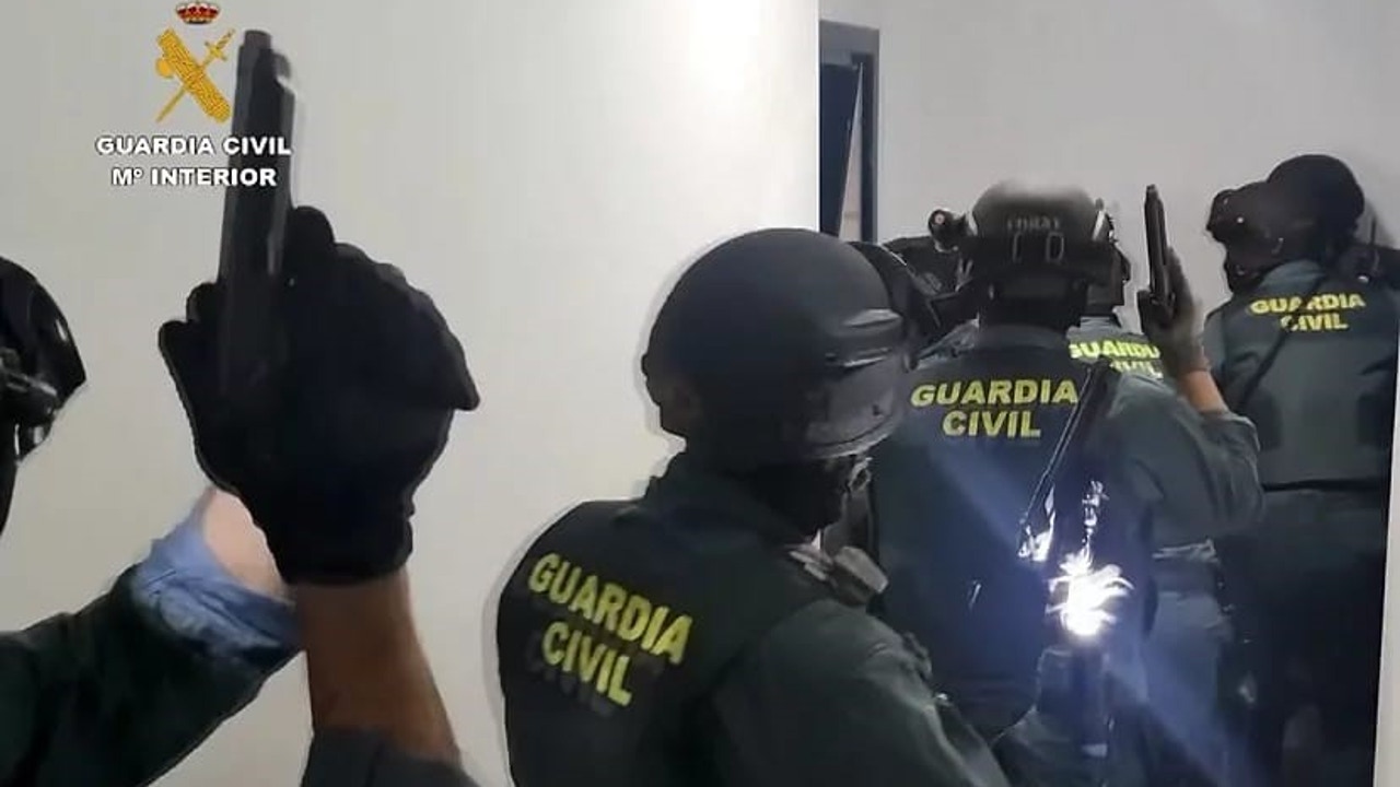 El precio de los nuevos escudos balísticos de la Guardia Civil