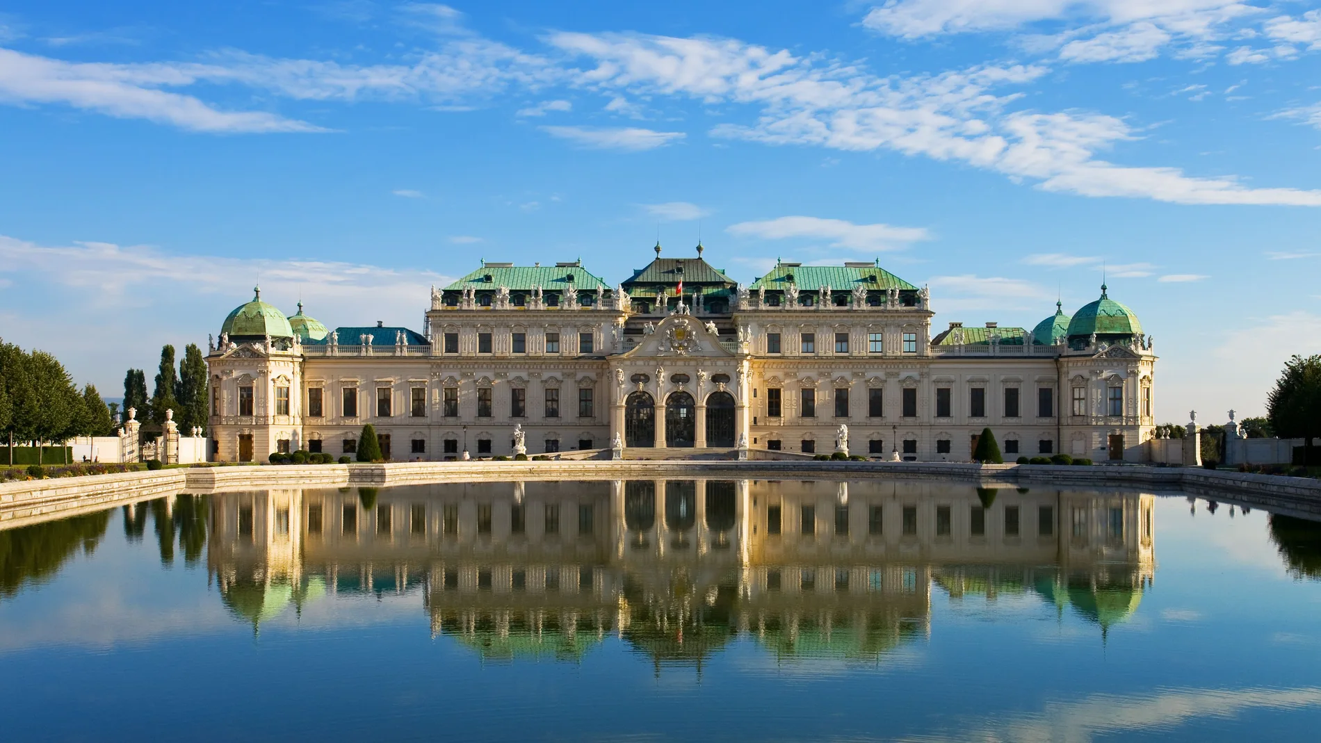 Belvedere famoso del palacio de verano en Viena, Austria