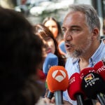 Bendodo acusa a la directora de Protección Civil de ser “una pirómana más”