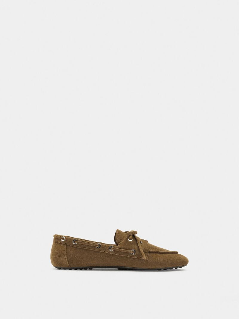 Mocasines.
