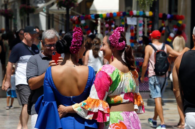 Ambiente en la Feria de Málaga