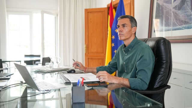 Sánchez preside la reunión del CECOD