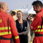 María Guardiola en el Puesto de Mando Avanzado del incendio de Jarilla