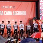 El UAE, en la presentación de la Vuelta en Turín