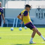El FC Barcelona prepara su partido ante el Levante UD