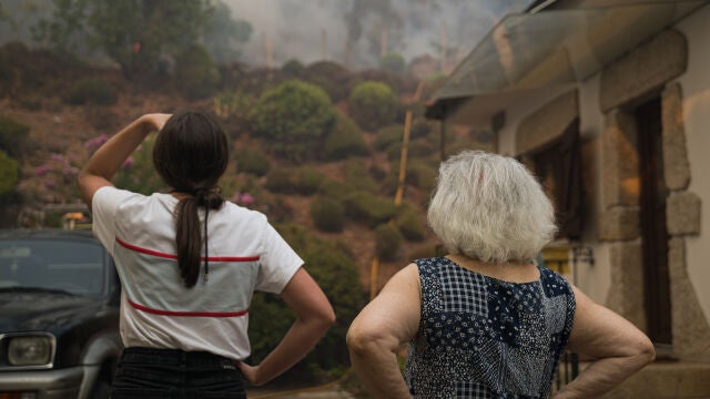 Los incendios forestales se cobran la cuarta víctima mortal en Portugal