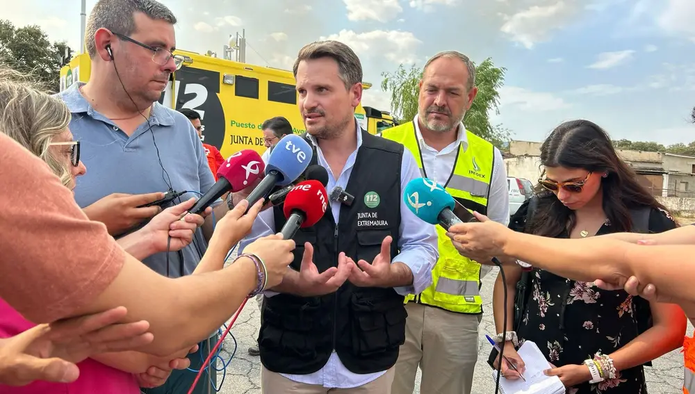 Sucesos.- Desactivado el Plan Infocaex tras darse por "neutralizado" el incendio de Jarilla