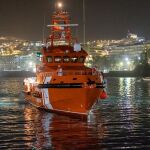 Rescatan a 236 migrantes de un cayuco que se encontraba a la deriva a 232 millas al sur de Gran Canaria