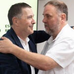 Reunión entre delegaciones de EH Bildu y ERC, encabezadas por sus respectivos líderes, Arnaldo Otegi y Oriol Junqueras