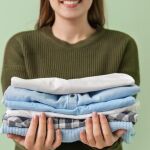 Más rápido que la secadora: cómo funciona el truco japonés para lavar la ropa y tenerla seca en tiempo récord