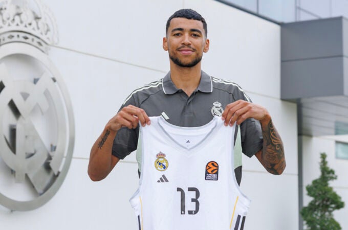 Izan Almansa regresa al Real Madrid