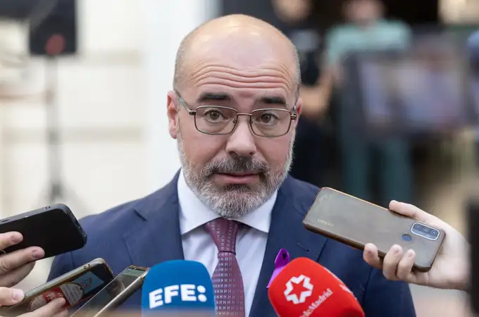 Sol acusa al delegado del Gobierno en Madrid de ser kale borroka Sol acusa al delegado del Gobierno en Madrid de ser kale borroka