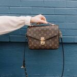 El hallazgo inesperado: un bolso de Louis Vuitton por 15 € en una tienda de segunda mano