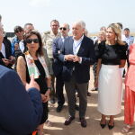 Margarita Robles visita el nuevo proyecto del aeropuerto de Teruel en el que el Ministerio de Defensa invertirá 42 millones 