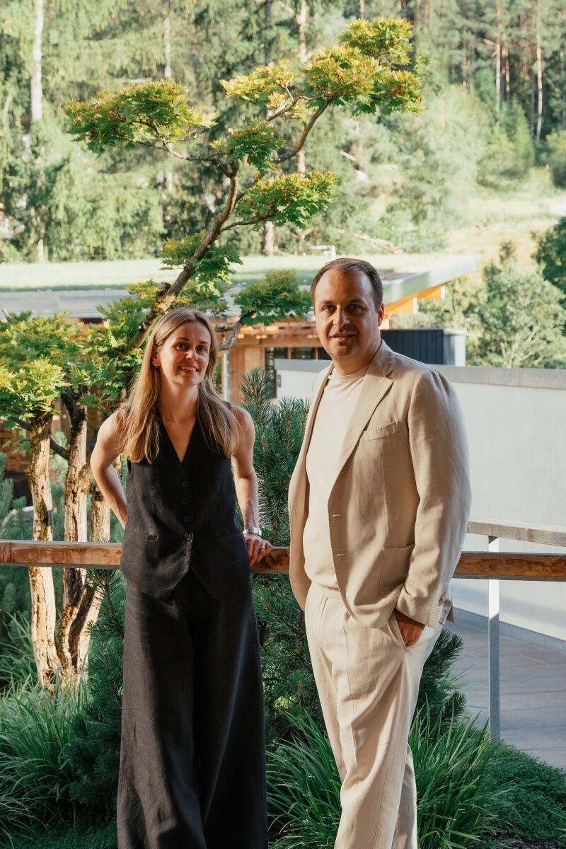 Lea y Patrick, dueños del hotel.