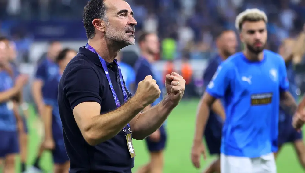 Juan Carlos Carcedo celebra el pase del Pafos FC a la fase de liga de la Champions League