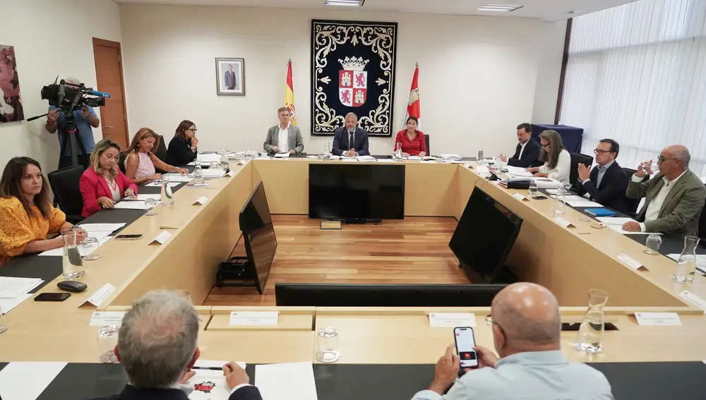 Junta de portavoces de las Cortes regionales