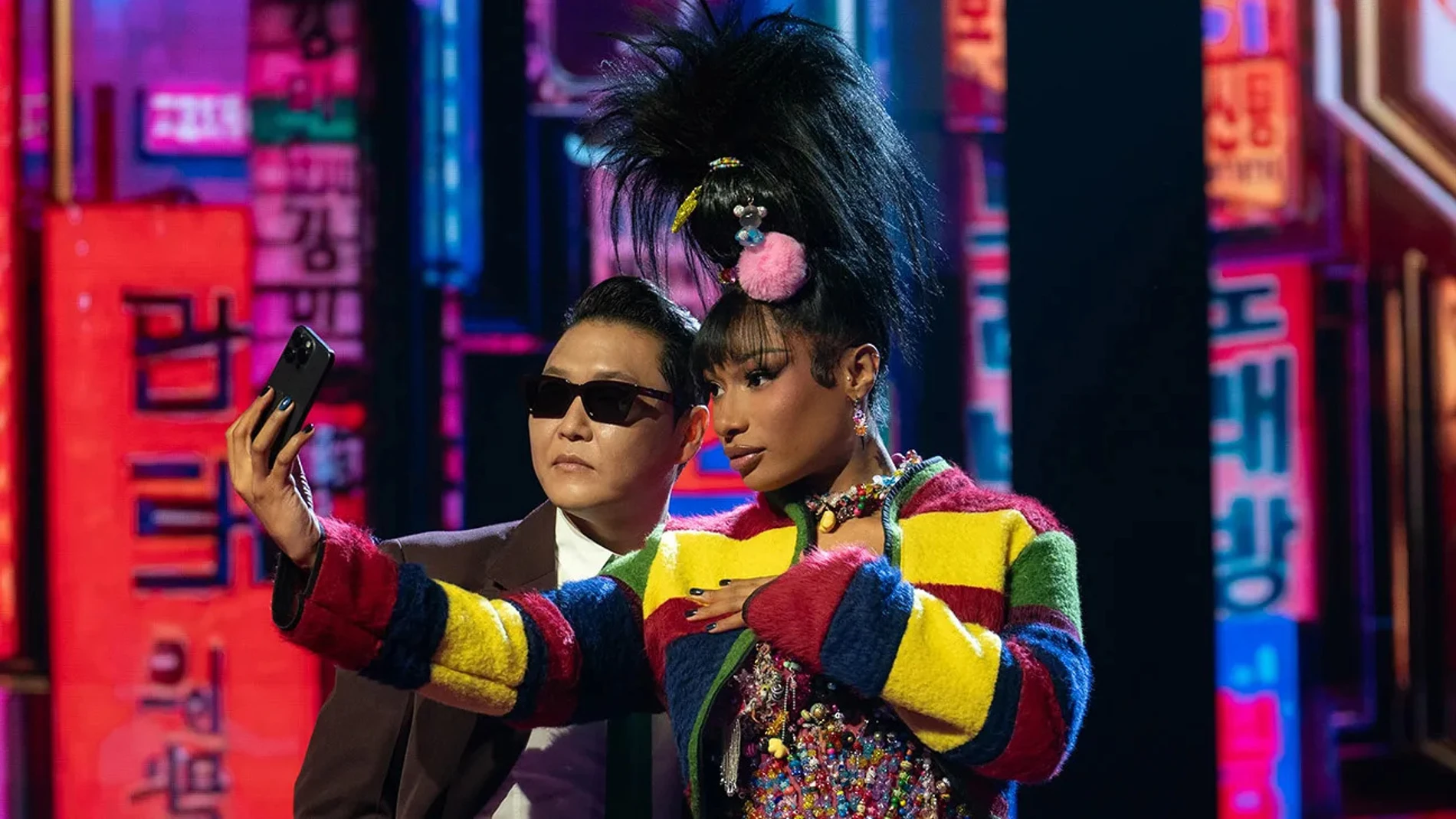 PSY, célebre por 'Gangnam Style', comparte escenario con Megan Thee Stallion en 'Universo K-Pop'