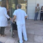 Los pacientes llegan al nuevo Hospital Mislata-Quart
