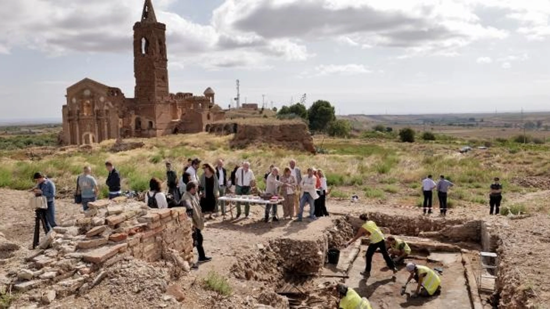 Arqueólogos hallan restos de una sinagoga medieval en el Pueblo Viejo de Belchite (Zaragoza). REMITIDA / HANDOUT por GOBIERNO DE ARAGÓN Fotografía remitida a medios de comunicación exclusivamente para ilustrar la noticia a la que hace referencia la imagen, y citando la procedencia de la imagen en la firma 28/08/2025