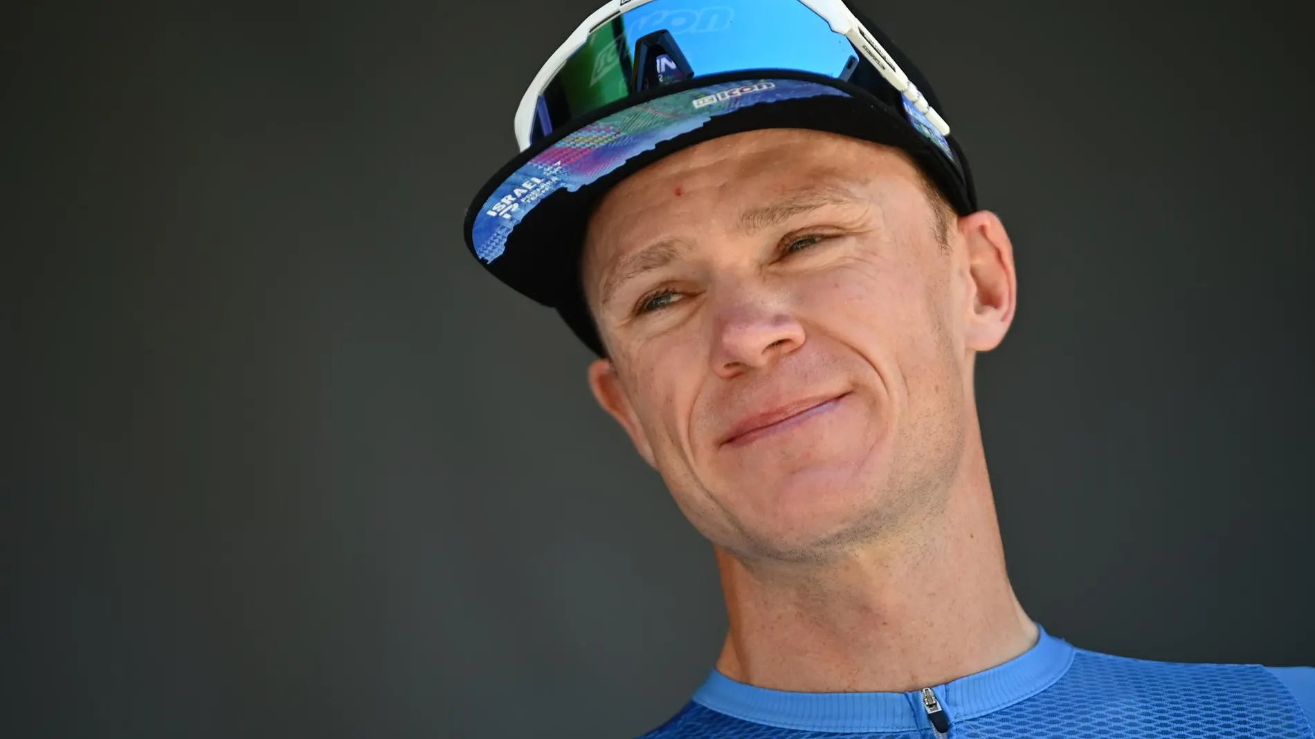 Ciclismo.- El ciclista británico Chris Froome sufre una grave caída entrenando