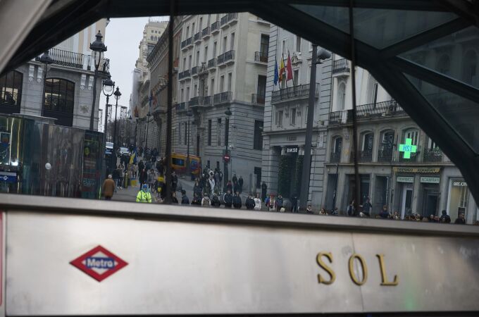 Cercanías Madrid cierra el túnel de Sol hasta las 10:00 los próximos seis fines de semana Cercanías Madrid cierra el túnel de Sol hasta las 10:00 los próximos seis fines de semana