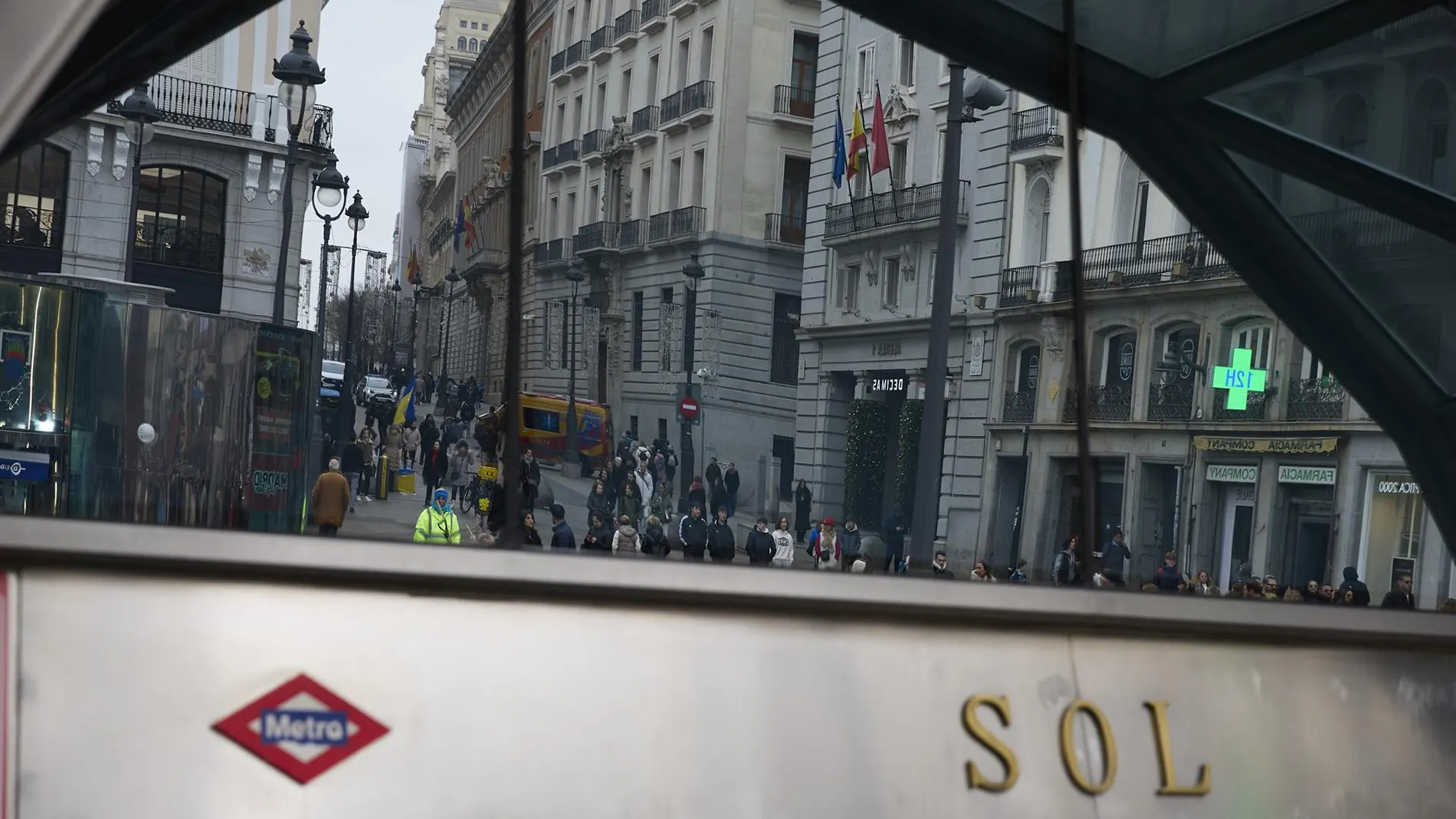 MADRID.-El túnel de Sol reabre este jueves y las líneas C-3 y C-4 de Cercanías recuperan la normalidad en el servicio